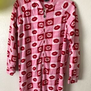 Lips pink onesie